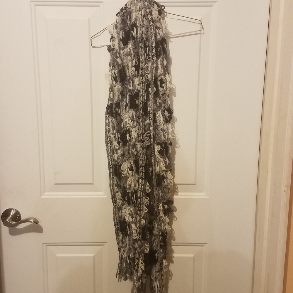 Long black white and gray scarf
